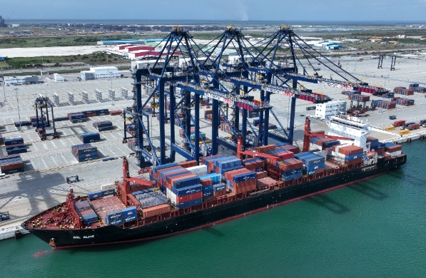 在深圳這座充滿活力的創新之城，貨代行業如同一股不可忽視的力量