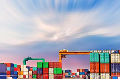 上海國際海運需要防范哪些風險呢？影響它價格的因素有哪些？