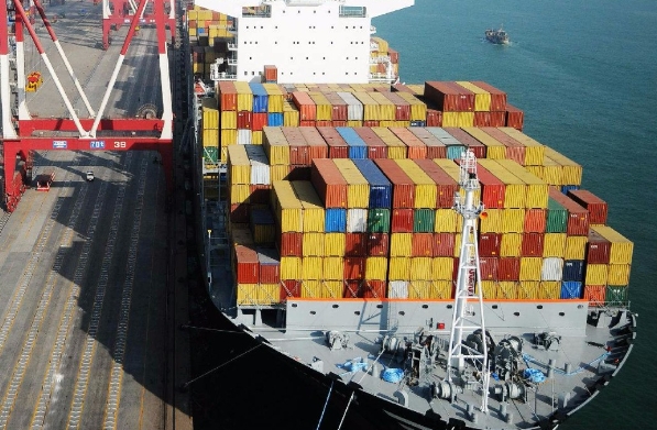 國際貨代行業(yè)如同一座連接世界的橋梁，承載著貨物跨國流通的重任